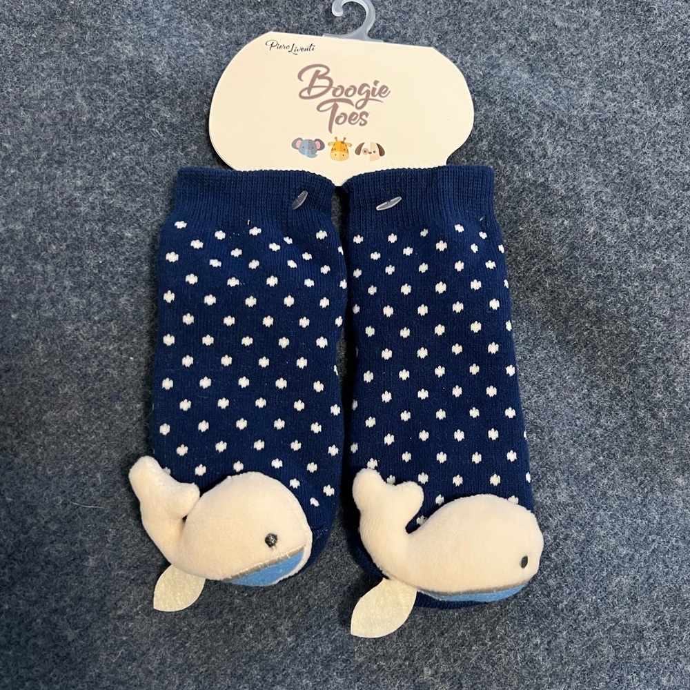 NWT Whale Boogie Toes Rattle Socks